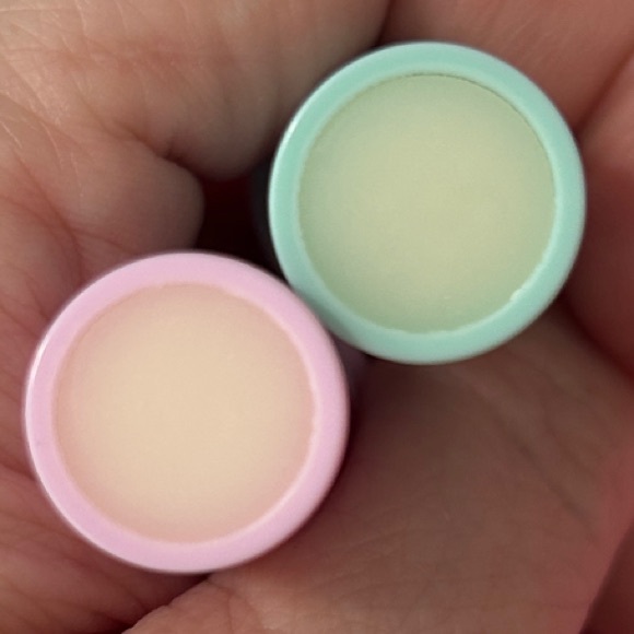 Burt's Bees & EOS Lip Balm Collection - Assorted Colors - Picture 5 of 6